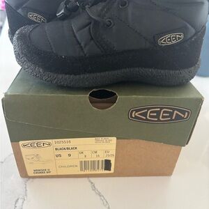 KEEN Kids Black Chukka Boots